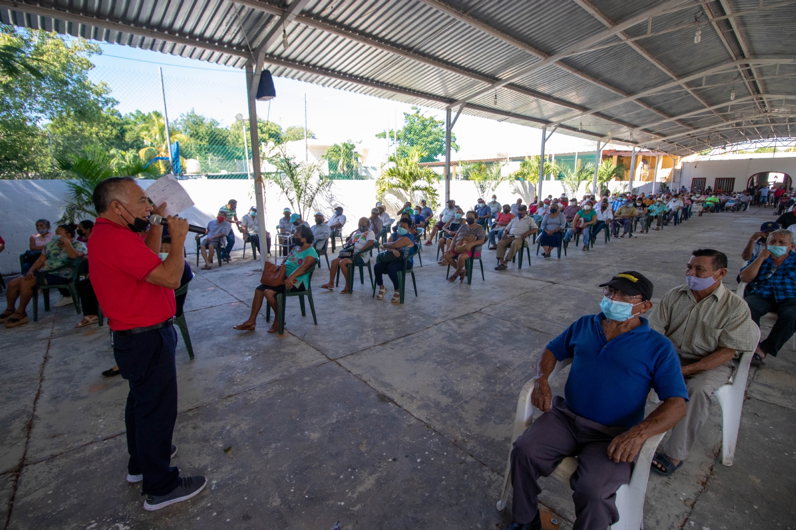 Campesinos enfrentan a comisario ejidal de Chablekal durante asamblea general