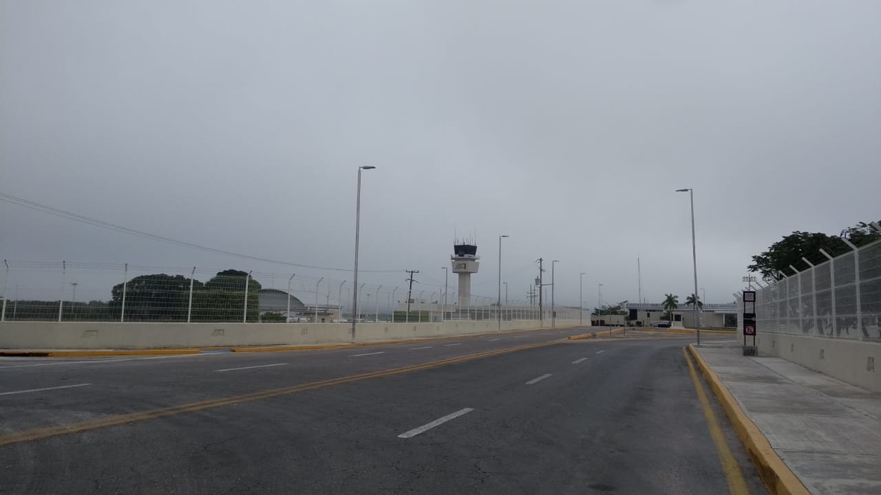Neblina retrasa vuelos en el aeropuerto de Campeche por más de una hora
