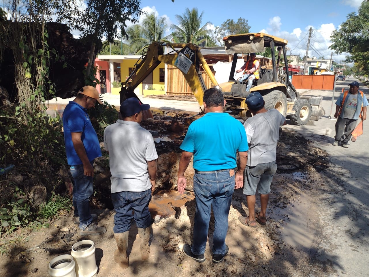 La CAPA detuvo el bombeo de agua para que se reparara el tubo de PVC en Felipe Carrillo Puerto