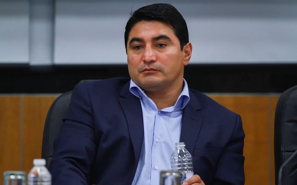 Erik Morales reveló la causa de muerte de su hijo
