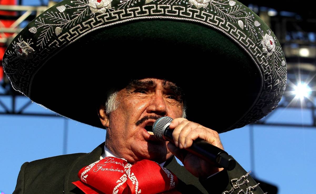 A pesar de que Vicente Fernández se despidió de los conciertos en 2016, el Charro de Huentitán trabajaba en temas inéditos