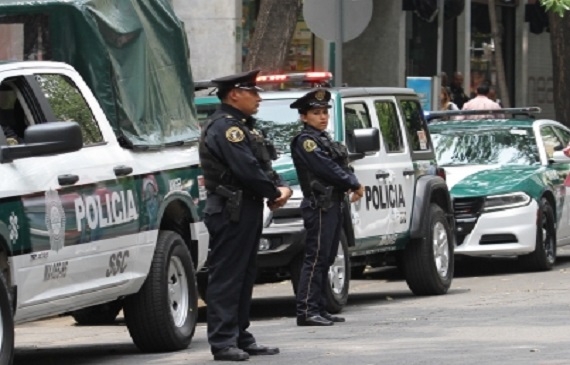 Elementos de la policía arribaron al lugar de los hechos