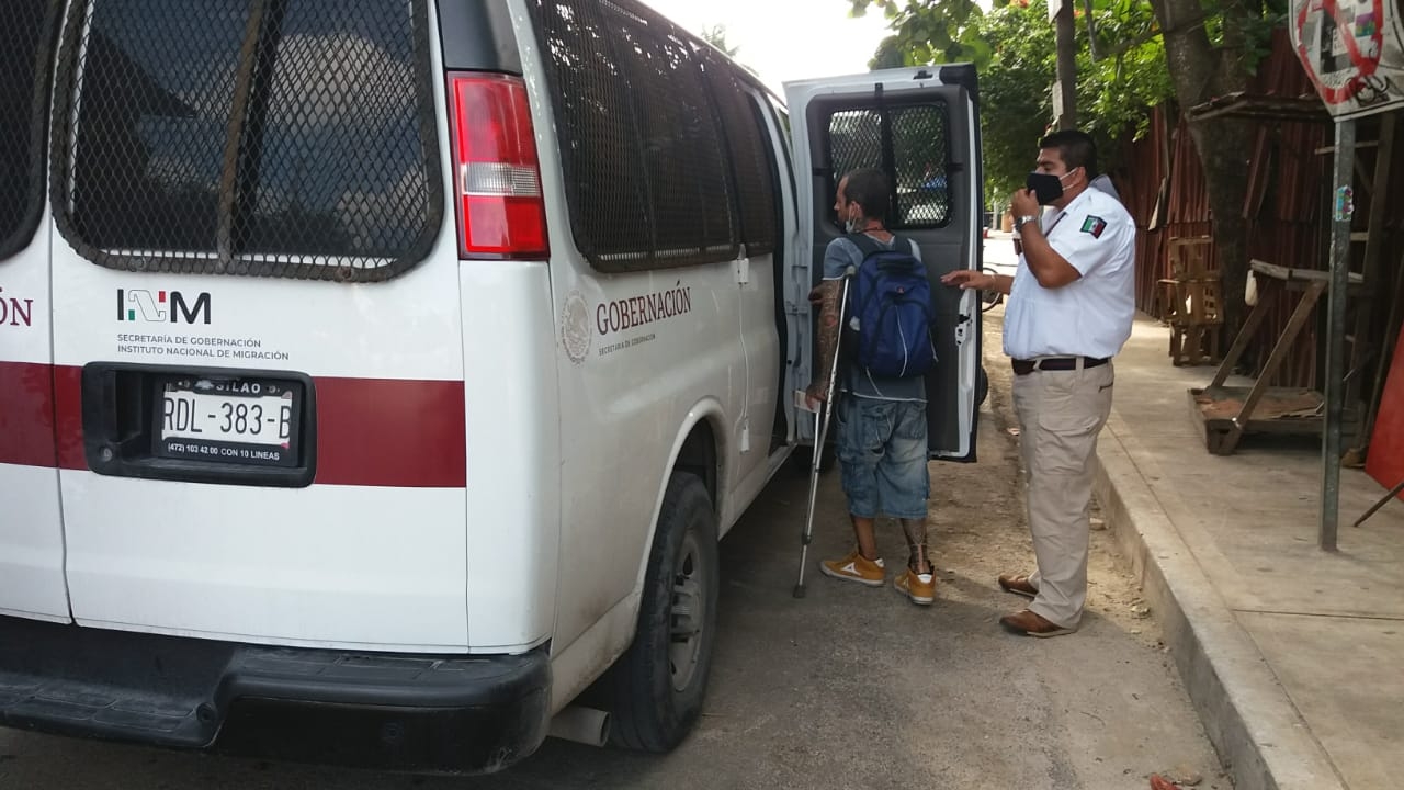 Se movilizaron a la zona céntrica, en la calle Centauro de Tulum