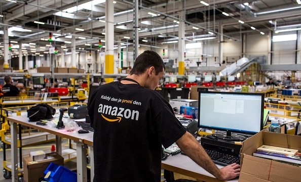 Amazon presiona tanto a empleados, que estos buscan tener un sindicato