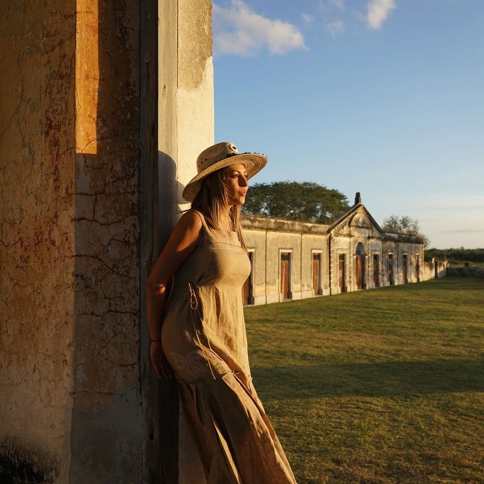 Mariana Ochoa posa en hacienda yucateca: FOTOS