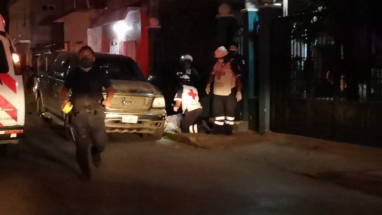 Asesinan a un hombre afuera de su casa en Ciudad del Carmen