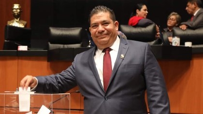 Fallece por COVID-19, Radamés Salazar, senador de Morena