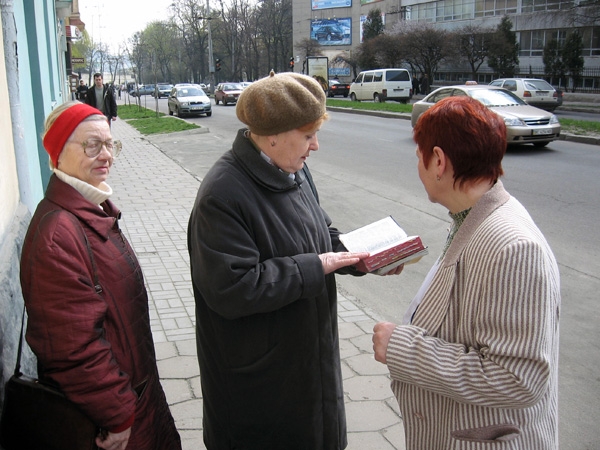 Rusia persigue a los Testigos de Jehová desde 2017