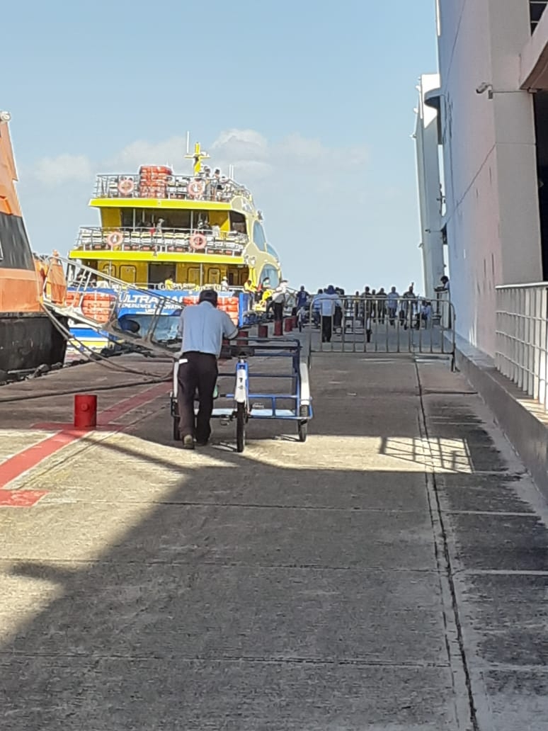 Los ferrys llegan sin problemas ni atrasos a Cozumel