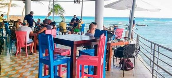 Clubes de Playa del Carmen invitan a fiestas 'Luna Llena' pese al COVID-19