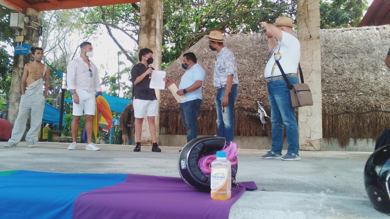 Protestan contra caso de abuso policial en detención de una mujer en Tulum