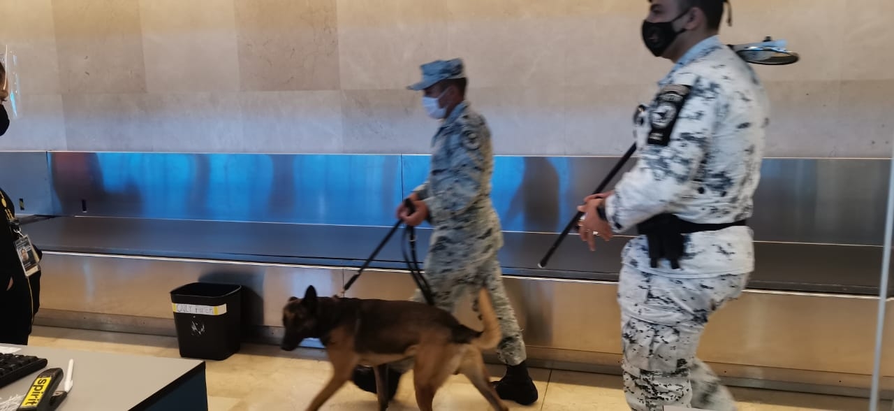 Guardia Nacional mantiene operativos en el aeropuerto de Cancún