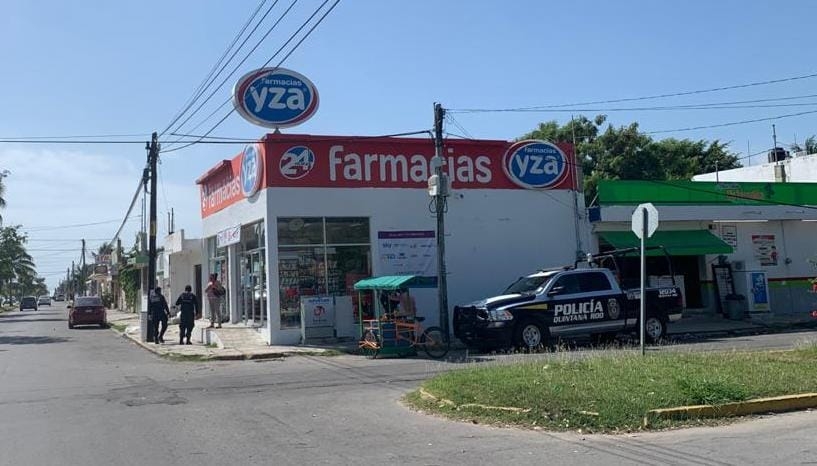 Asaltan de manera violenta una farmacia en Chetumal