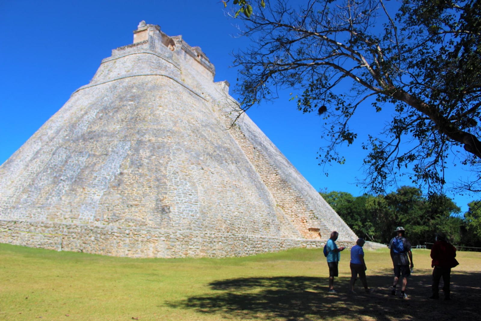 Zona arqueológica de Uxmal registra aumento de visitantes