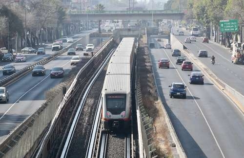 El intervalo de tiempo se irá ajustando a cuatro minutos de espera, al igual que ocurrió tras la apertura de las líneas 1 y 3.