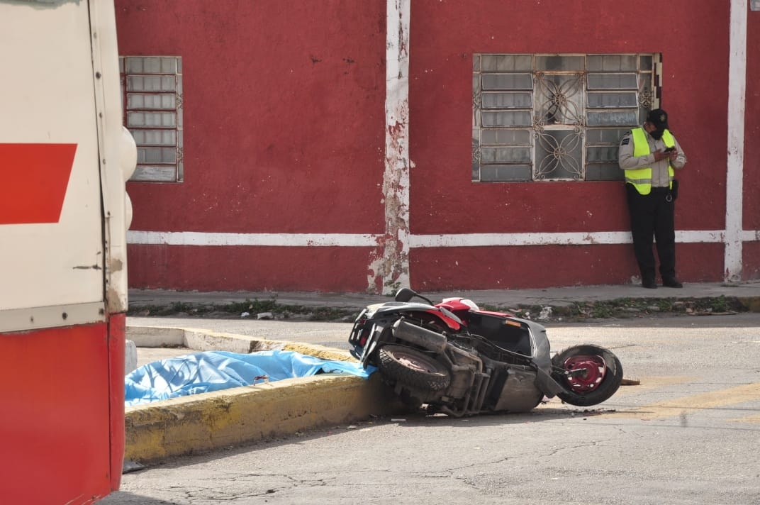 Muere mujer tras choque en el Centro Histórico de Mérida