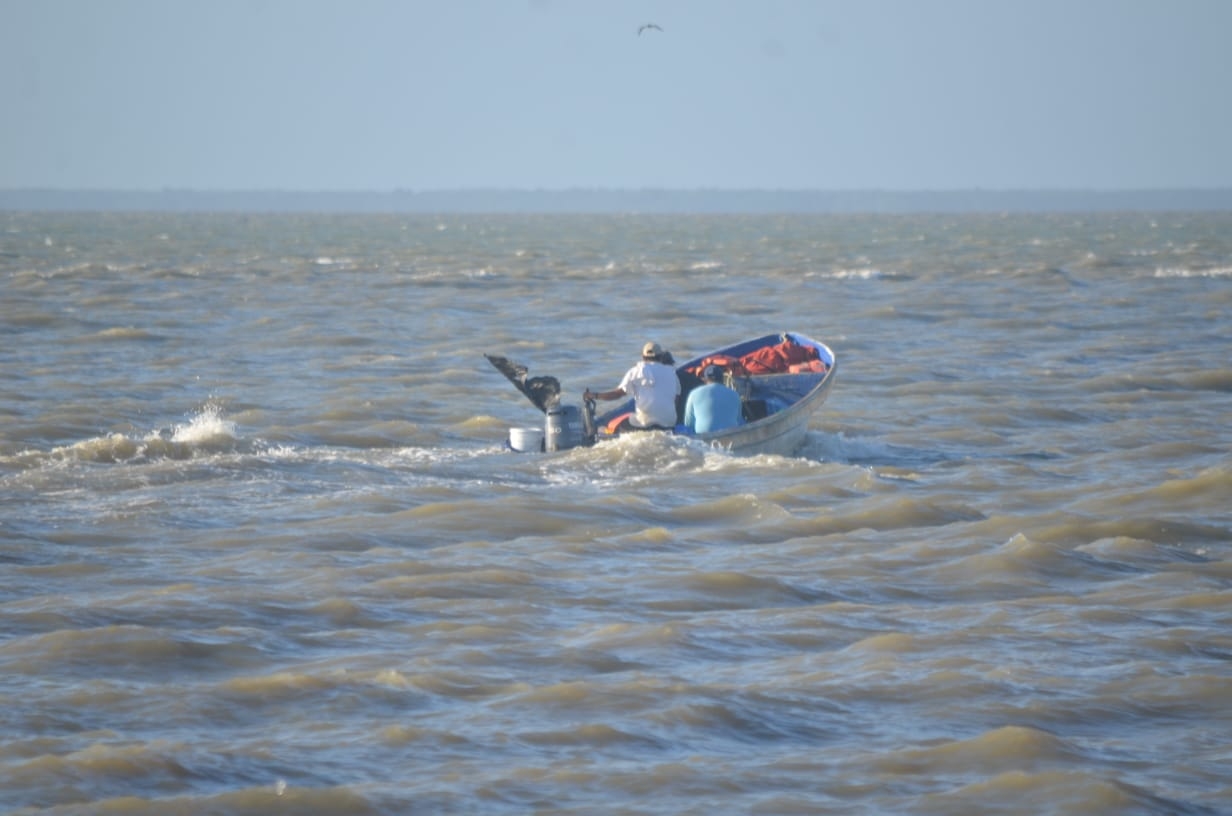 Pescadores se sienten inseguros ante robos en el malecón de Ciudad del Carmen