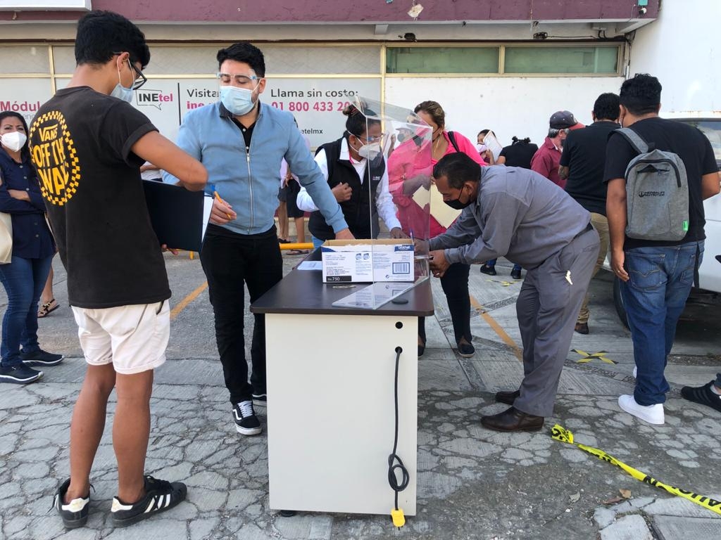 Algunas personas se formaron desde las 4 o 5 de la mañana