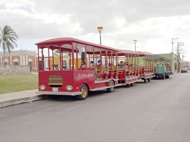 Por Semana Santa darán recorridos por tranvías en zonas turísticas de Campeche