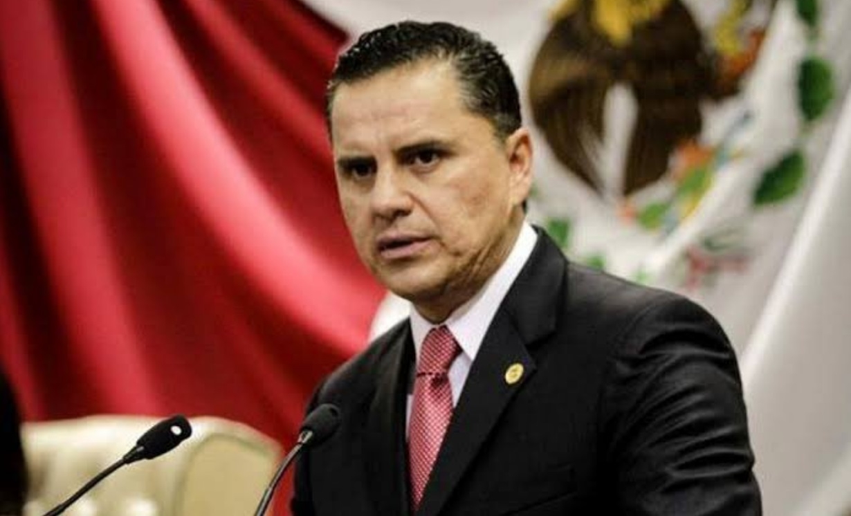 Roberto Sandoval, exgobernador de Nayarit, y tu hija son buscados para ser aprehendidos