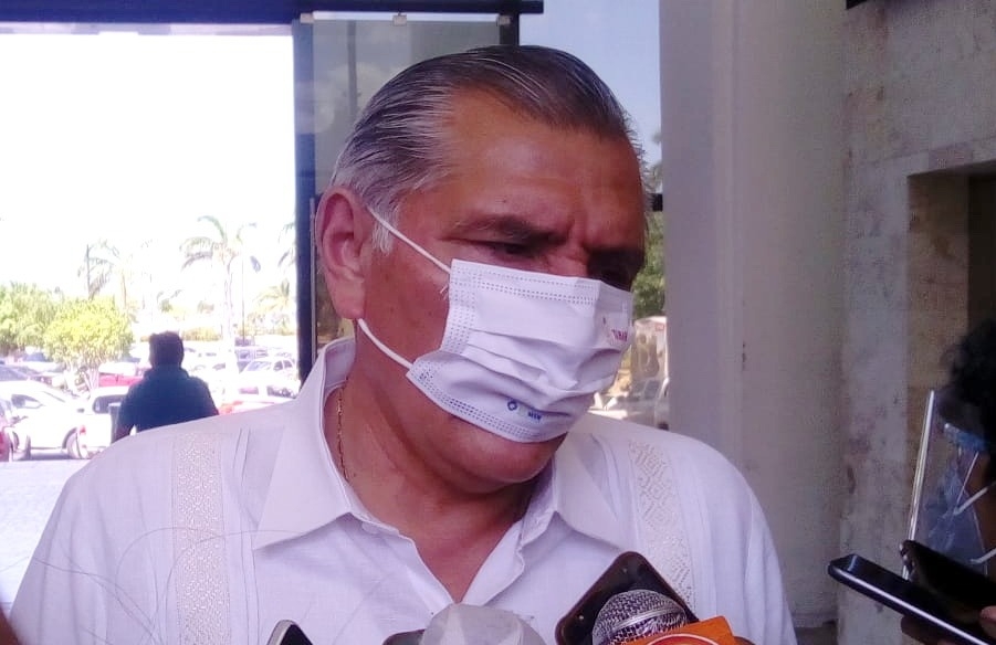 Adán López Hernández, Gobernador de Tabasco, destaca seguridad de Campeche