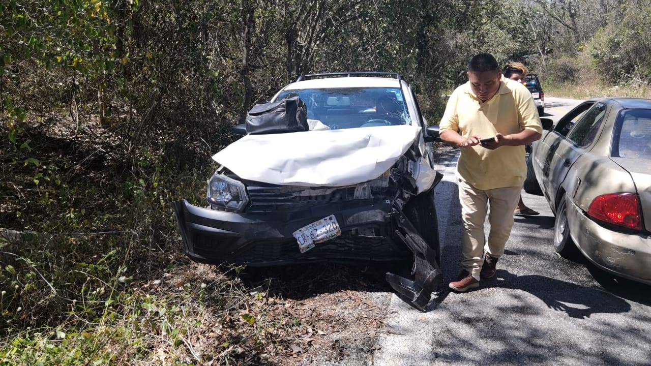 Fuerte choque deja a familia lesionada en la carretera Campeche-Seybaplaya