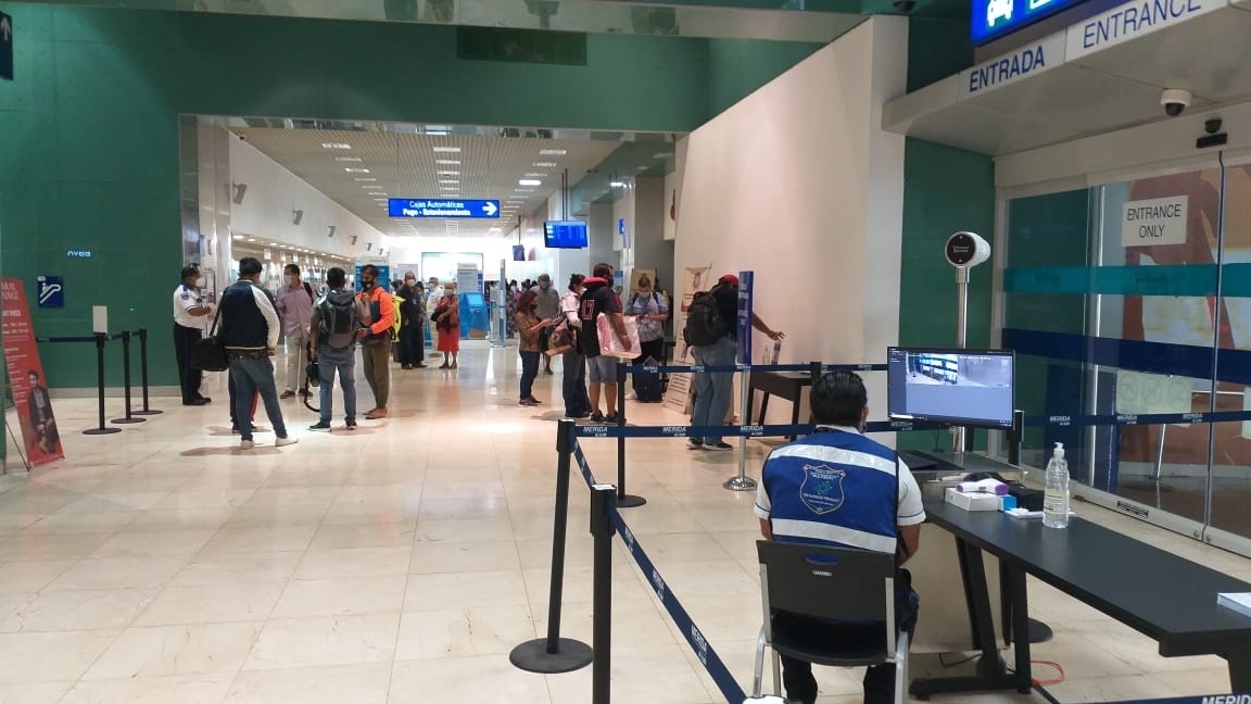 Aeropuerto de Mérida sin grandes afectaciones pese a COVID-19