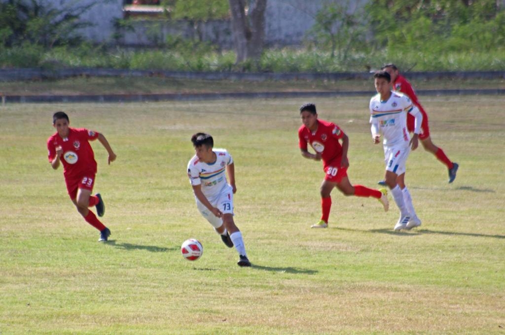 Pioneros Jr y Cancún FC, con saldo positivo en Yucatán