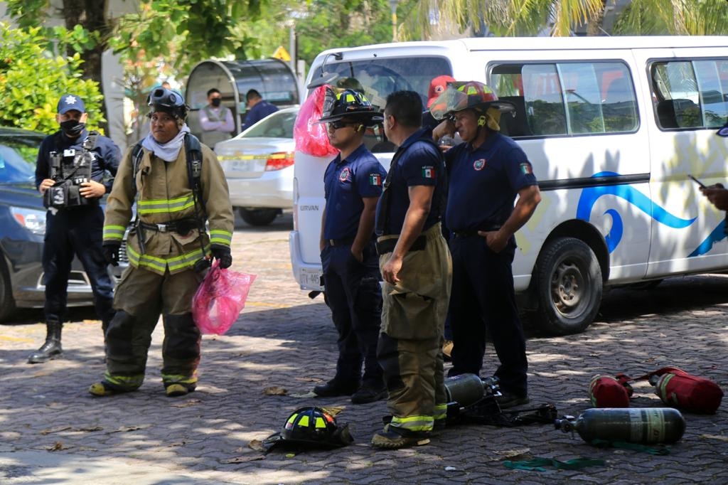 De inmediato se movilizaron elementos del H. Cuerpo de Bomberos y Protección Civil de Solidaridad