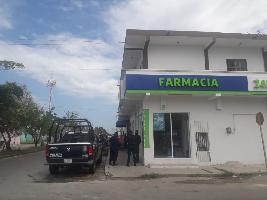 Delincuente roba farmacia en el fraccionamiento Caribe de Chetumal