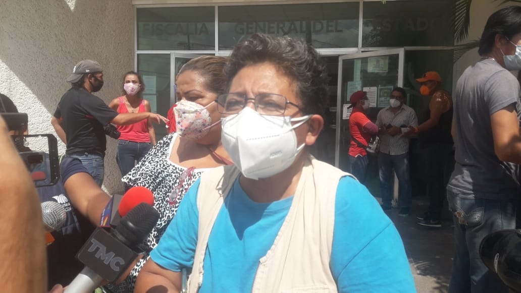 Madre pide justicia para sus hijas en Campeche