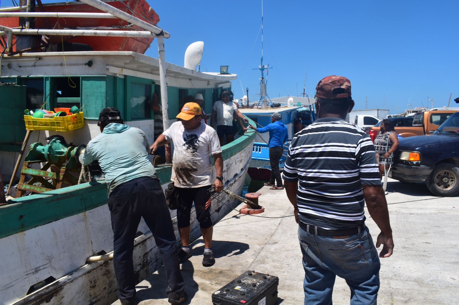 Pescadores se preparan para captura del mero en Progreso