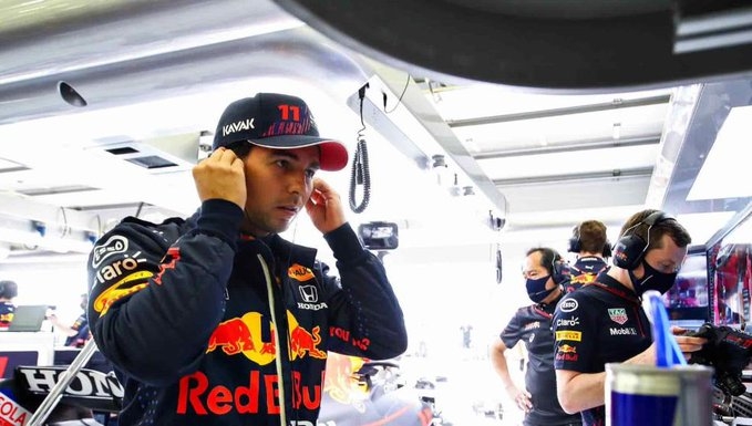 F1: 'Checo' Pérez ya se encuentra en zona de puntos en el GP de Baréin