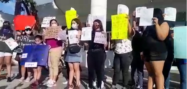 Mujeres en Cozumel marchan para exigir justicia por feminicidios en Quintana Roo