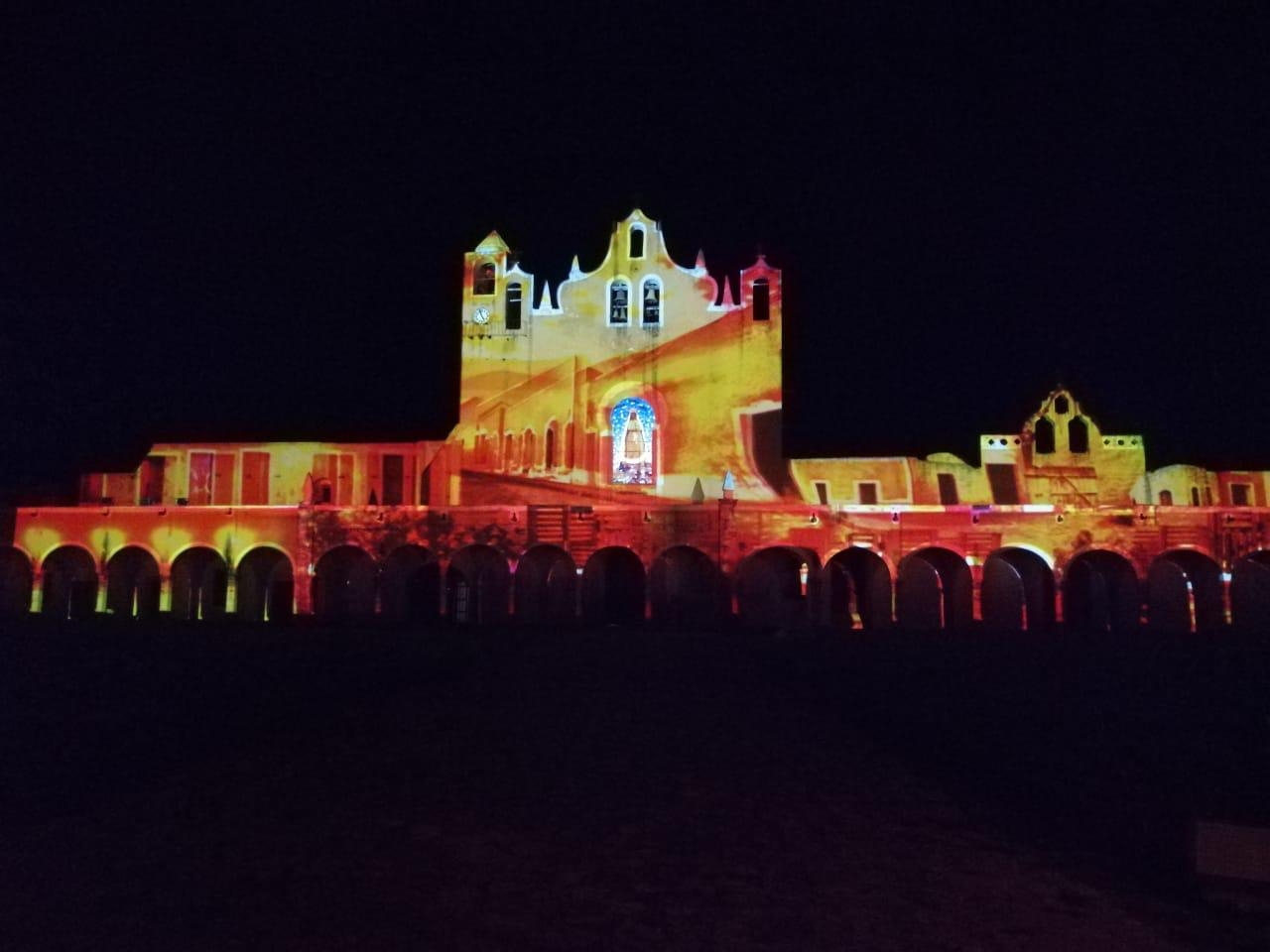 Suspenden video-mapping de Izamal