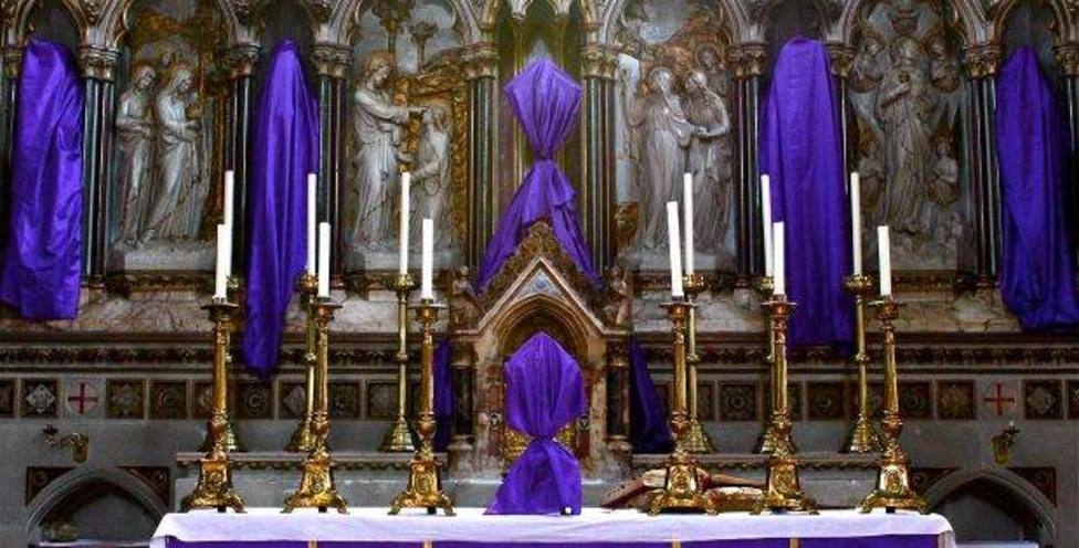 ¿Por qué se cubren las imágenes religiosas durante la Semana Santa?