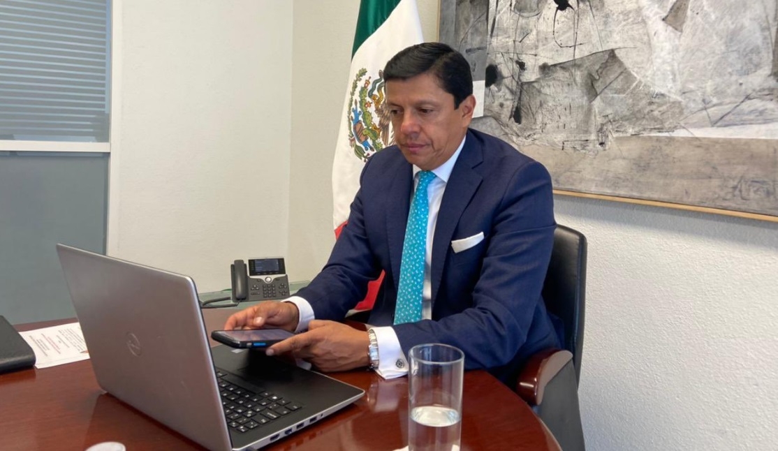 Fabián Medina presentó su renuncia a la SRE