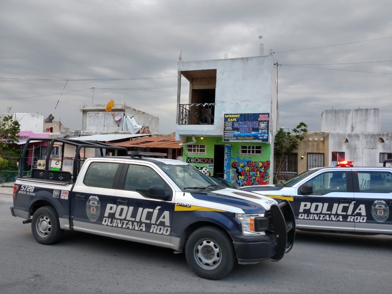 Reportan balacera contra un cibercafé en Cancún