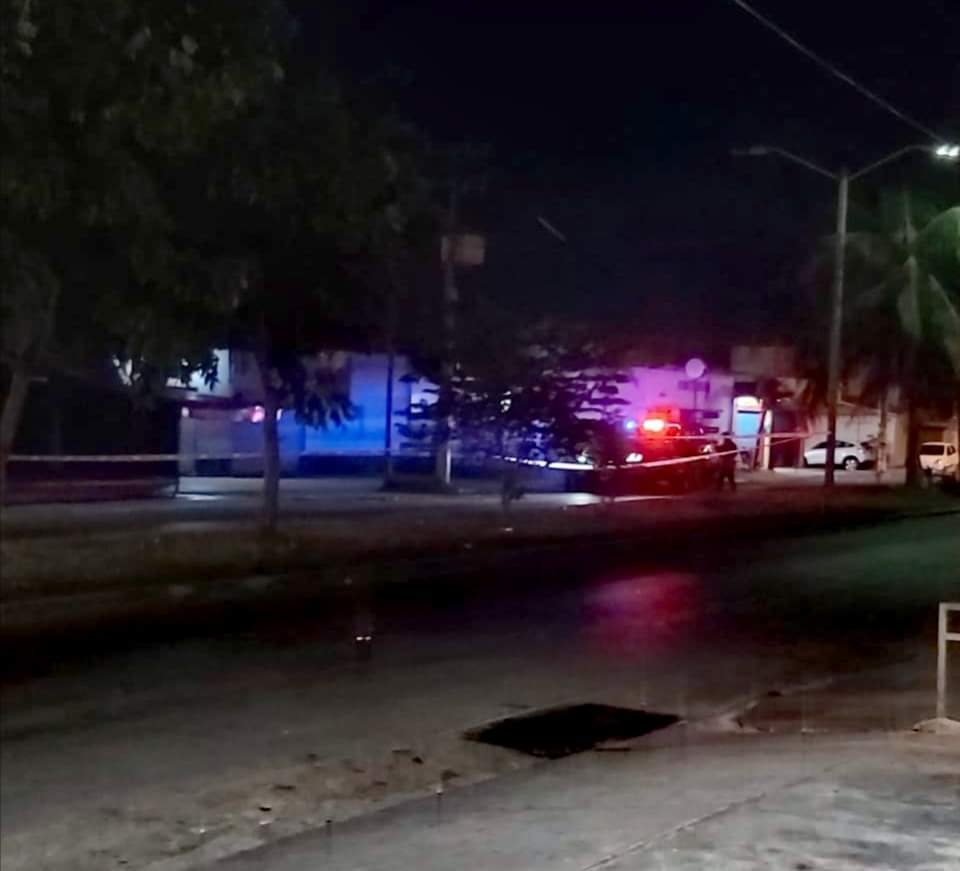 El reporte de la persona lesionada provocó una amplia movilización en la zona, de elementos de la Policía Quintana Roo