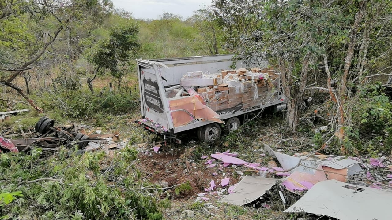 El aparatoso accidente fue en Campeche-Champotón