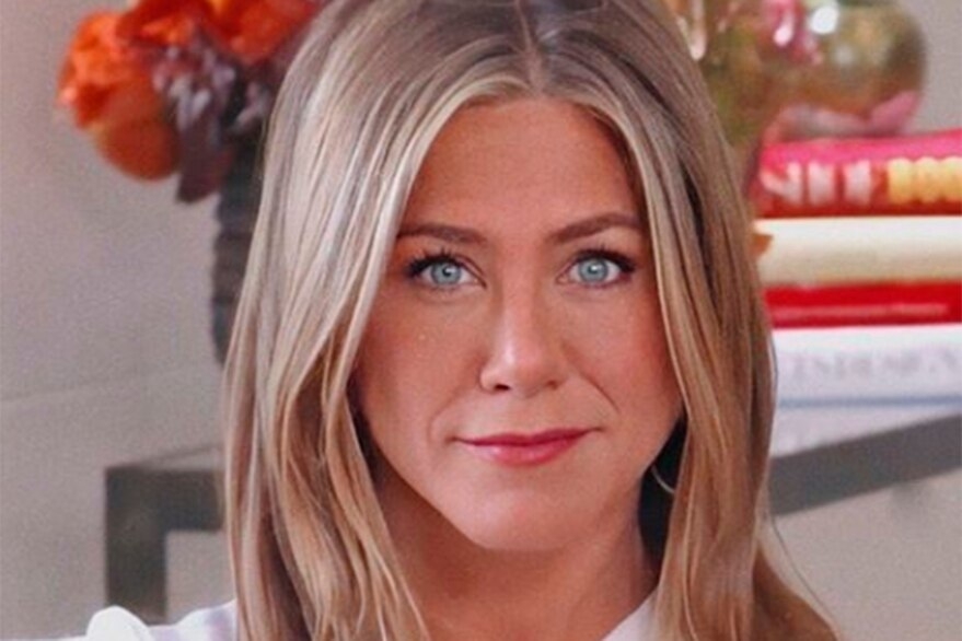 Ustedes pueden ver como mi amiga es IGUAL A JENNIFER ANISTON!!!!!!!!!!!!!!!" dice el Tweet