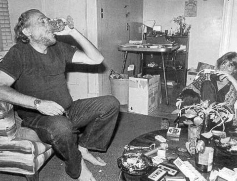 Henry Chinaski fue el alter ego del escritor que narró sus travesías