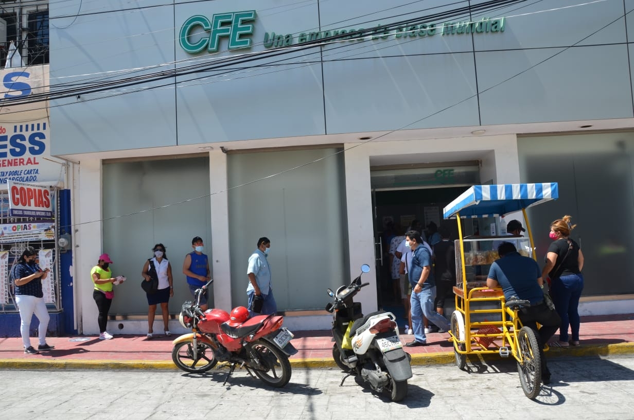 CFE acumula 10 mil solicitudes de amparo contra abusos en Ciudad del Carmen: Resistencia Civil