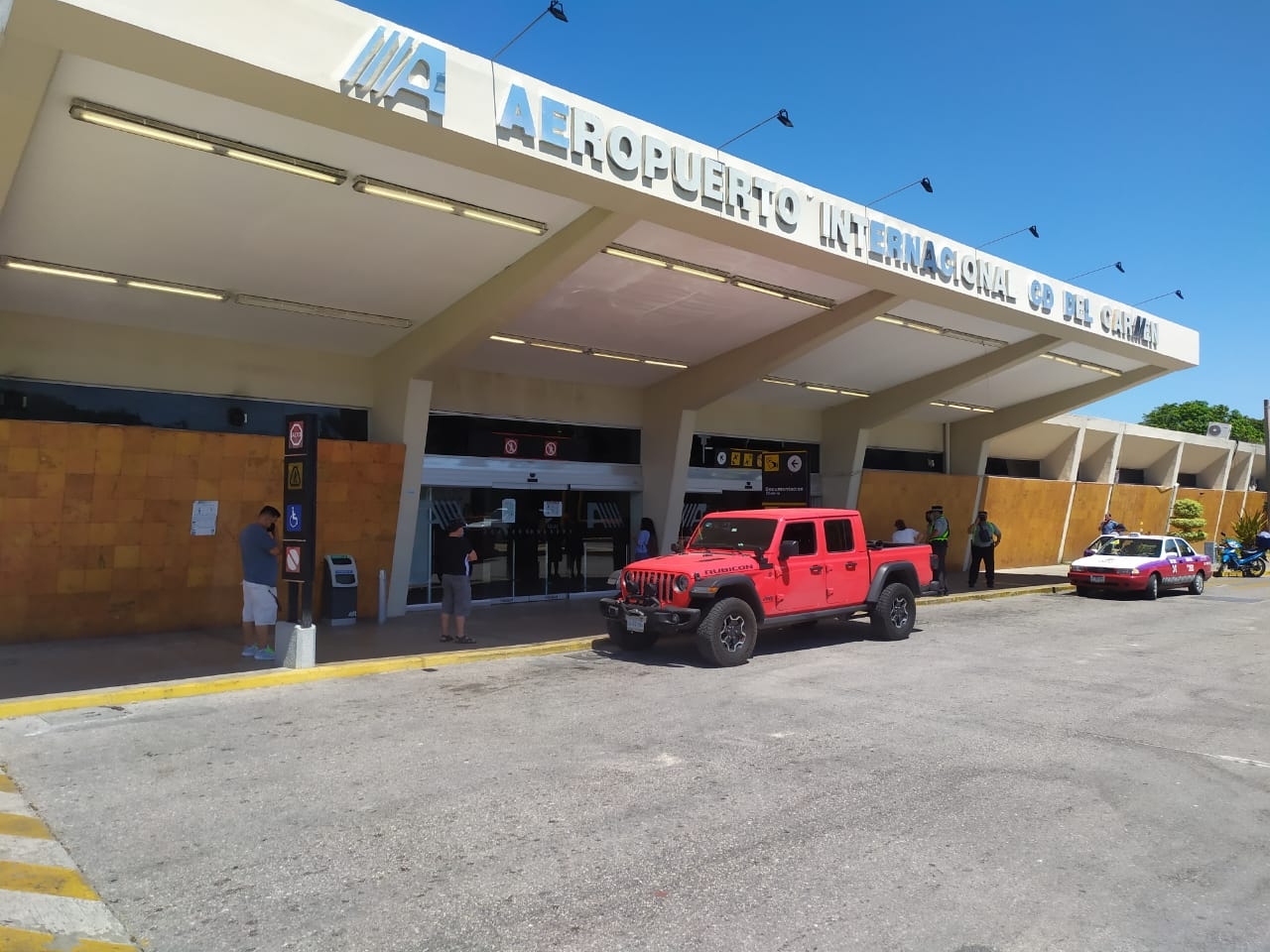 Volaris restablece vuelos hacia CDMX en el aeropuerto de Ciudad del Carmen
