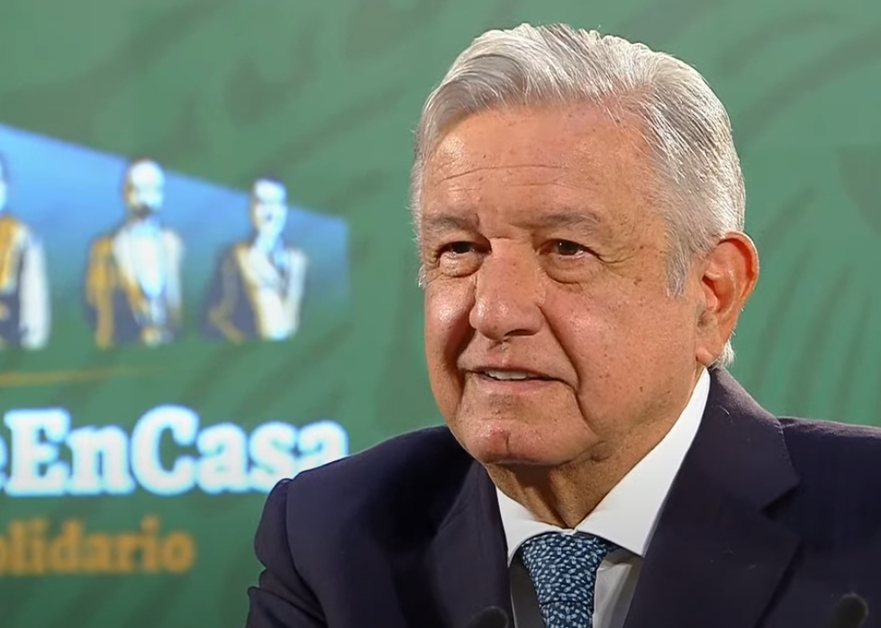 López Obrador llama a redistribuir la riqueza y critica a la oposición