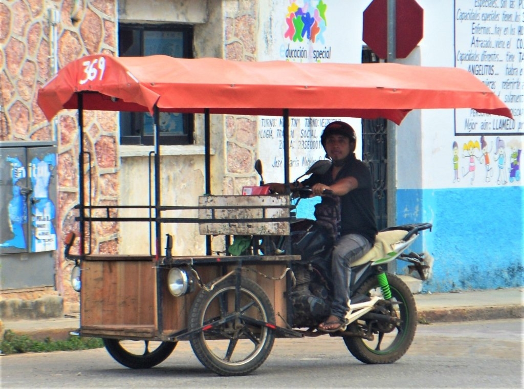Vecinos de José María Morelos están inconformes con el aumento de 2 pesos en el servicio de mototaxis