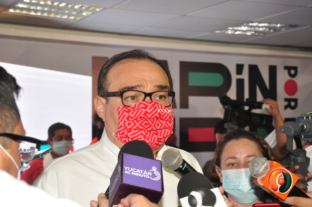 Ramírez Marín reconoce diferencia con líder del PRI en Yucatán