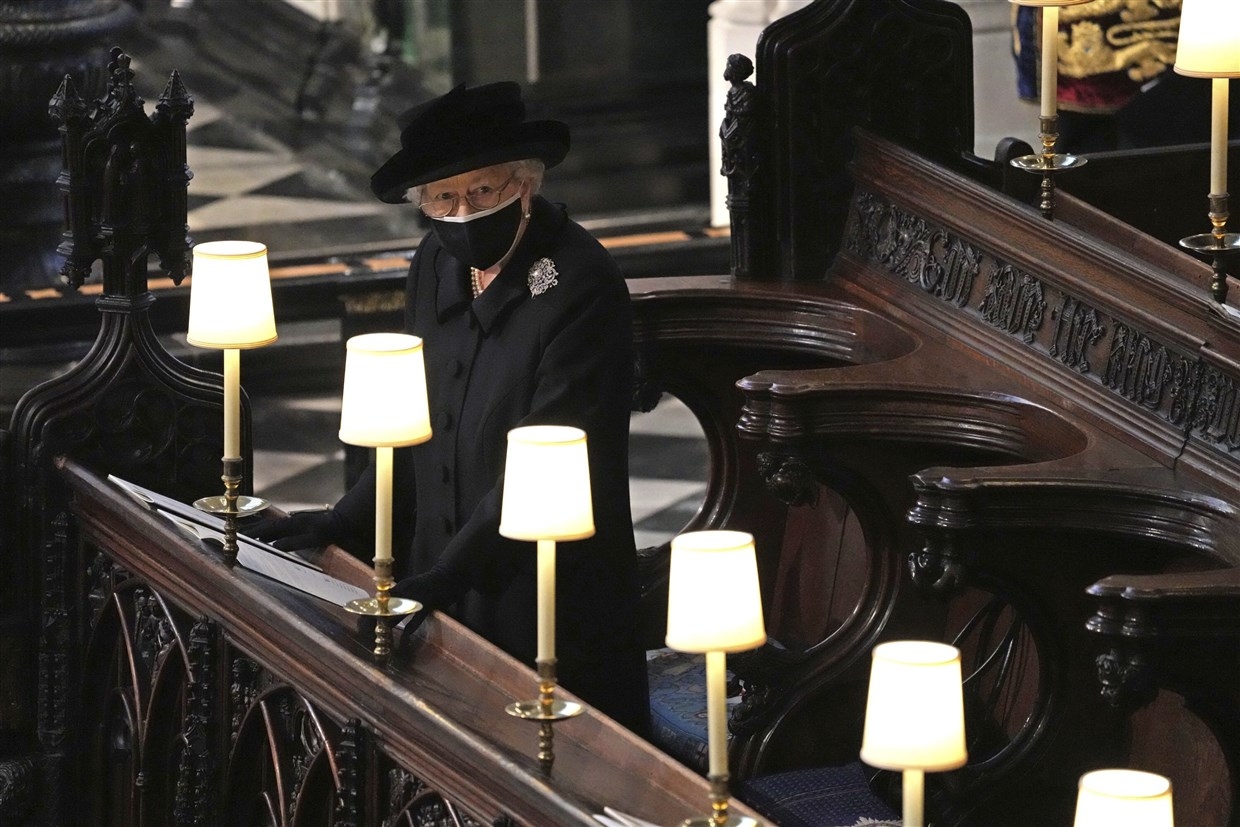 Reina Isabel II da el último adiós a Felipe de Edimburgo