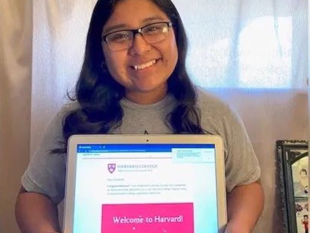 Elizabeth Esteban, la joven indígena que ganó una beca para Harvard