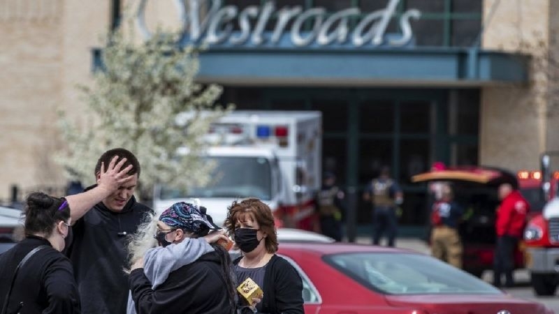 Tiroteo en un centro comercial de Nebraska, EU; deja un muerto